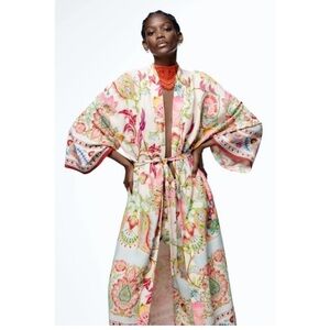 NWT Zara Floral Kimono Size XS